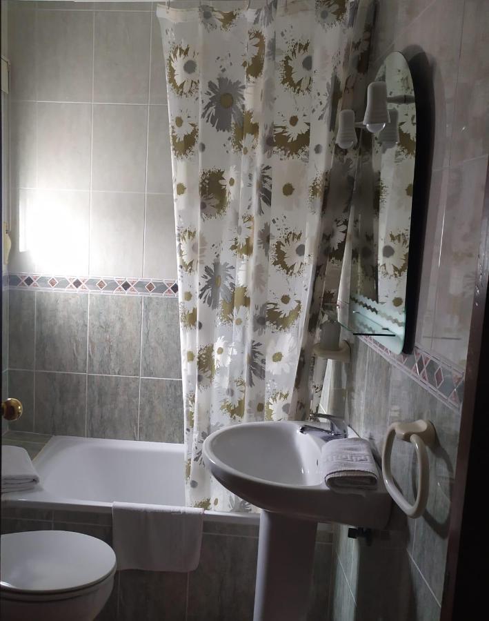 Hostal Andalucia De Arcos Аркос де ла Фронтера Екстериор снимка