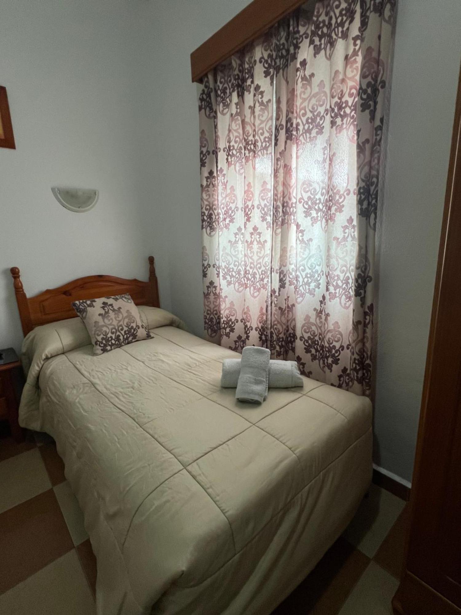 Hostal Andalucia De Arcos Аркос де ла Фронтера Екстериор снимка