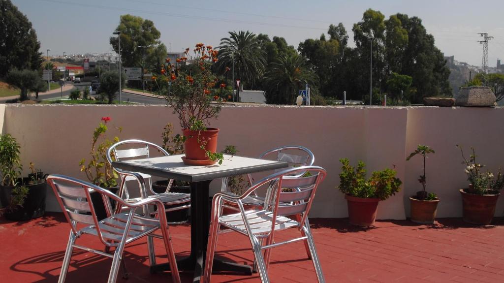 Hostal Andalucia De Arcos Аркос де ла Фронтера Екстериор снимка